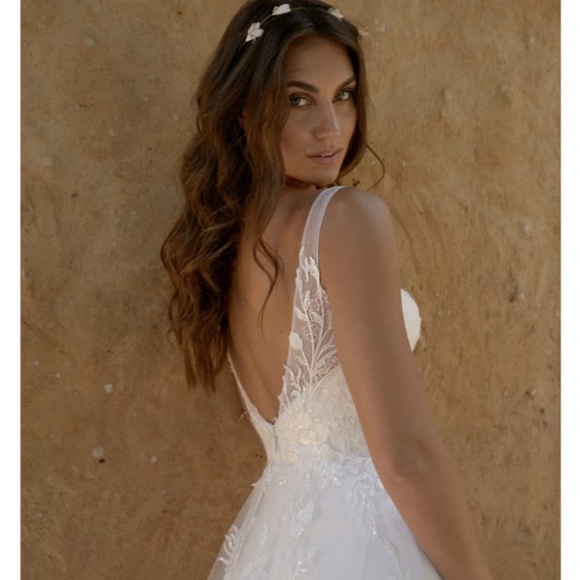 Madi Lane - Harper in Ivory/Ivory, US Size 6, Never sized, never worn - Picture 4 of 8